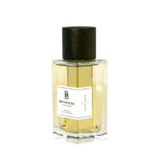 Highlands 100 ml profumo verde e muschiato con ginepro, t&egrave; verde e legno di cedro ispirato ai paesaggi scozzesi.