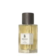 Saudade Botanicae profumo unisex dolce con caramello, pera, gelsomino e vaniglia ispirato alla citt&agrave; di Lisbona.